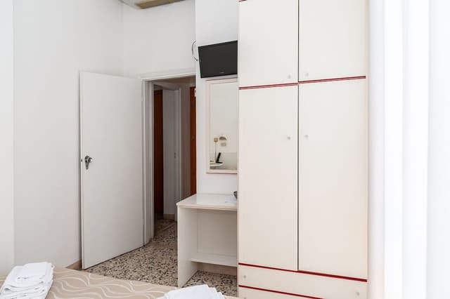 Family Room (Standard)