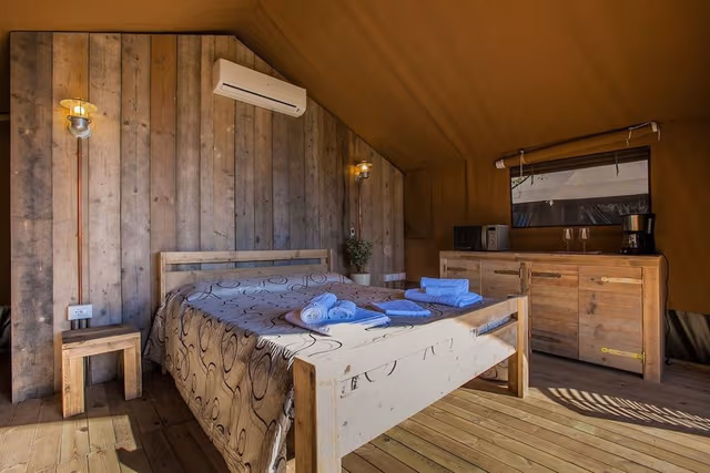 Romantic Tent, 1 Queen Bed