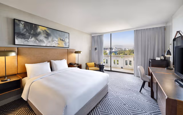 KING EXECUTIVE ROOM