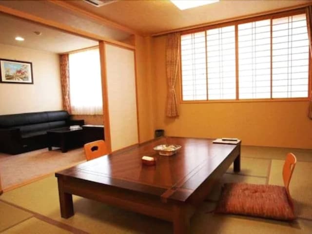 Special Japanese Style Room for 4 people, Living Room and Twin Room