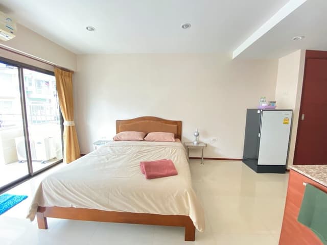 Superior Room, 1 Queen Bed, Non Smoking, Microwave