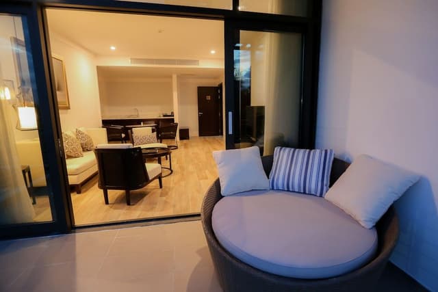 Stay&Play package, Monty Suite, King Bed, 2 golfers