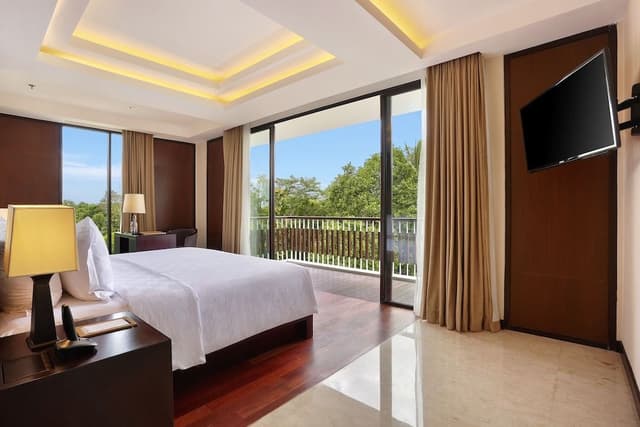 Premier Suite