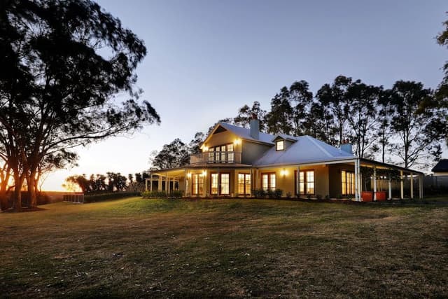 Deluxe House, Multiple Beds, Kitchen, Courtyard View