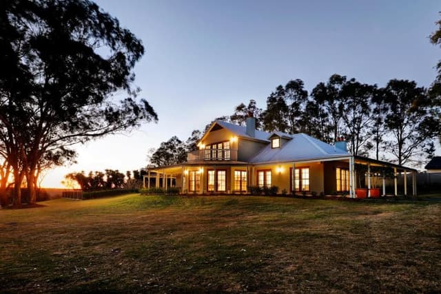 Vineyards House