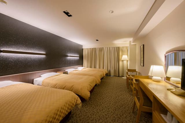 Quadruple Room - Non-Smoking
