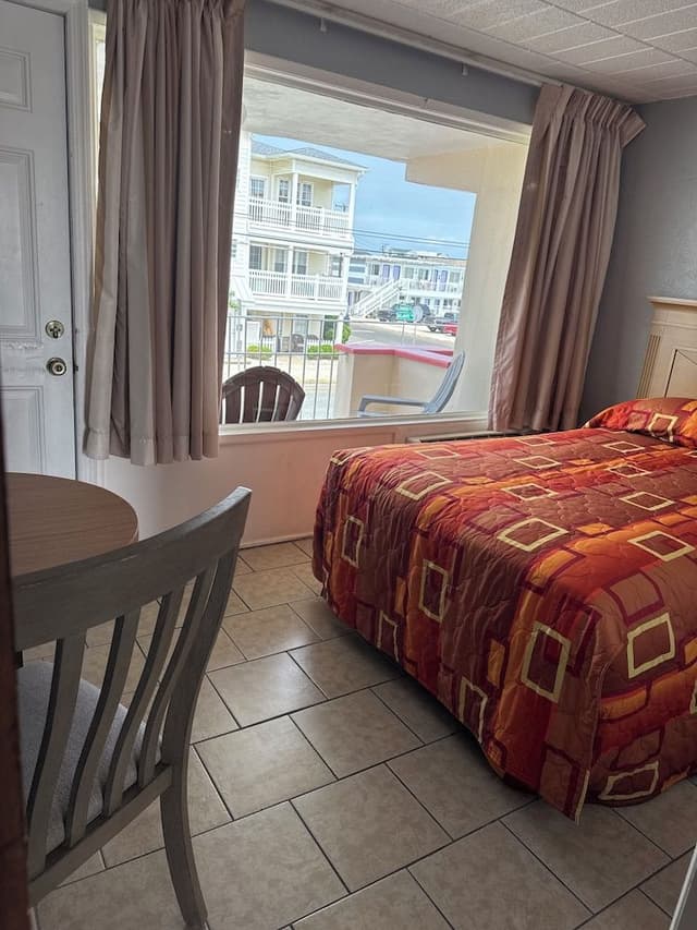 Suite, 2 Bedrooms, Kitchenette