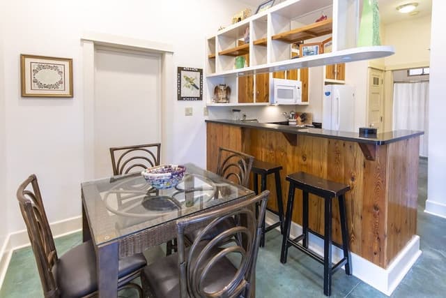 Deluxe Apartment (Flat Two)