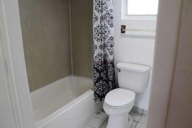 Basic Single Room, Non Smoking