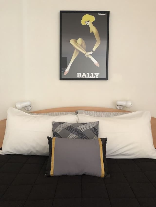 Queen Room