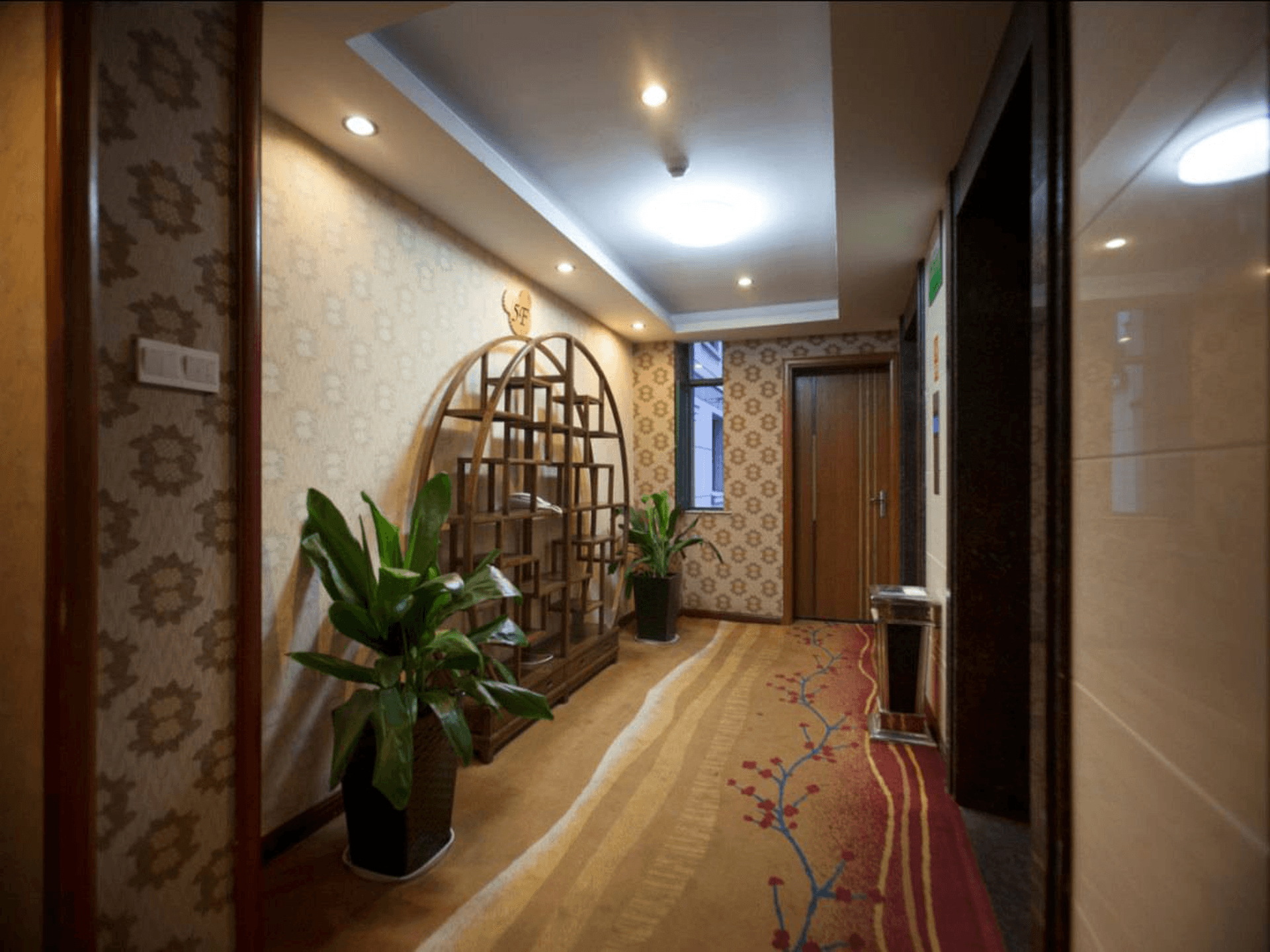 โรงแรมอี้อู๋ ลัคแบร์ (Yiwu Luckbear Hotel)2