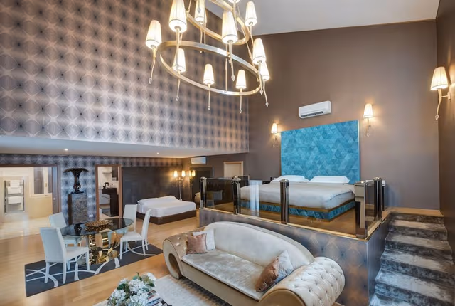 Luxury Apartment, 3 Bedrooms, City View