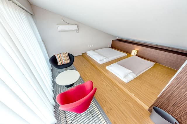 Duplex, Kitchenette (Art Museum Ticket Provided)