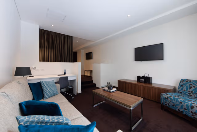 Superior Spa Suite