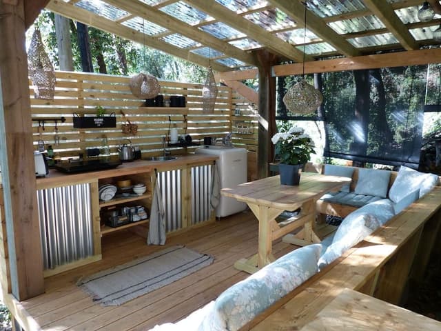 Tree House (Shere Khan)