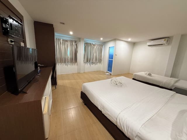 Triple Room