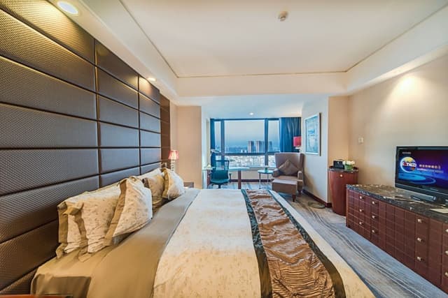 Executive King Room