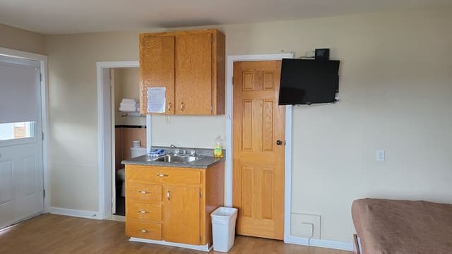Full Kitchenette Room, 2 Double Beds, Non Smoking, Lake View