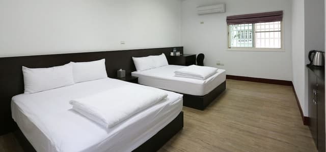 Comfort Quadruple Room, 2 Double Beds, Non Smoking