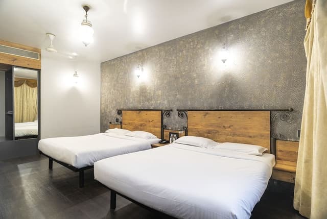 Premier Room, 2 Double Beds