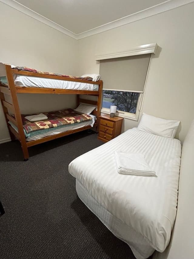 Standard Suite, Multiple Bedrooms, Non Smoking, Kitchen