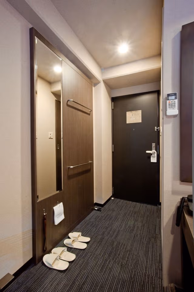 Double Room (Smoking)