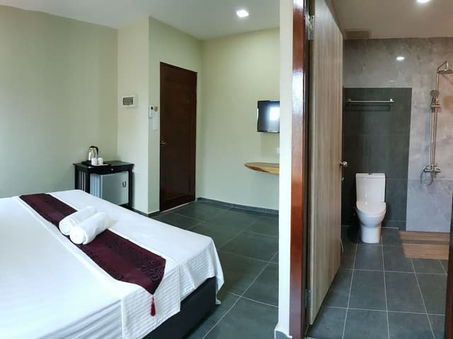 Deluxe Suite
