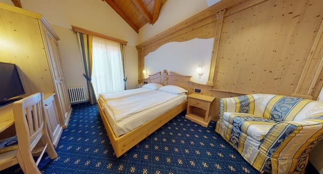 Comfort Triple Room