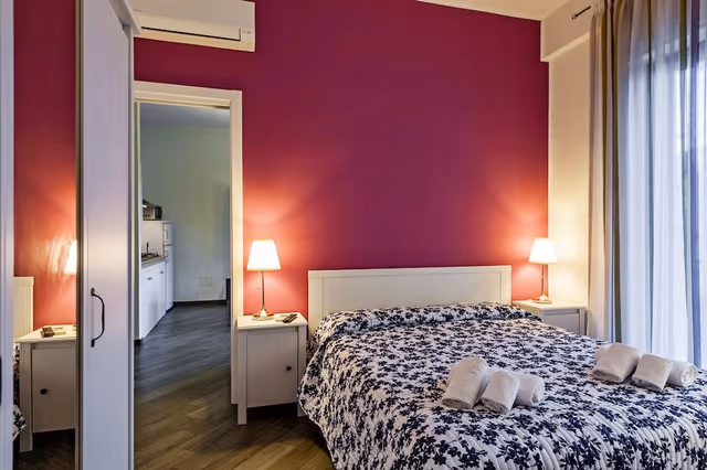 Classic Apartment, 1 Bedroom, Balcony (1)