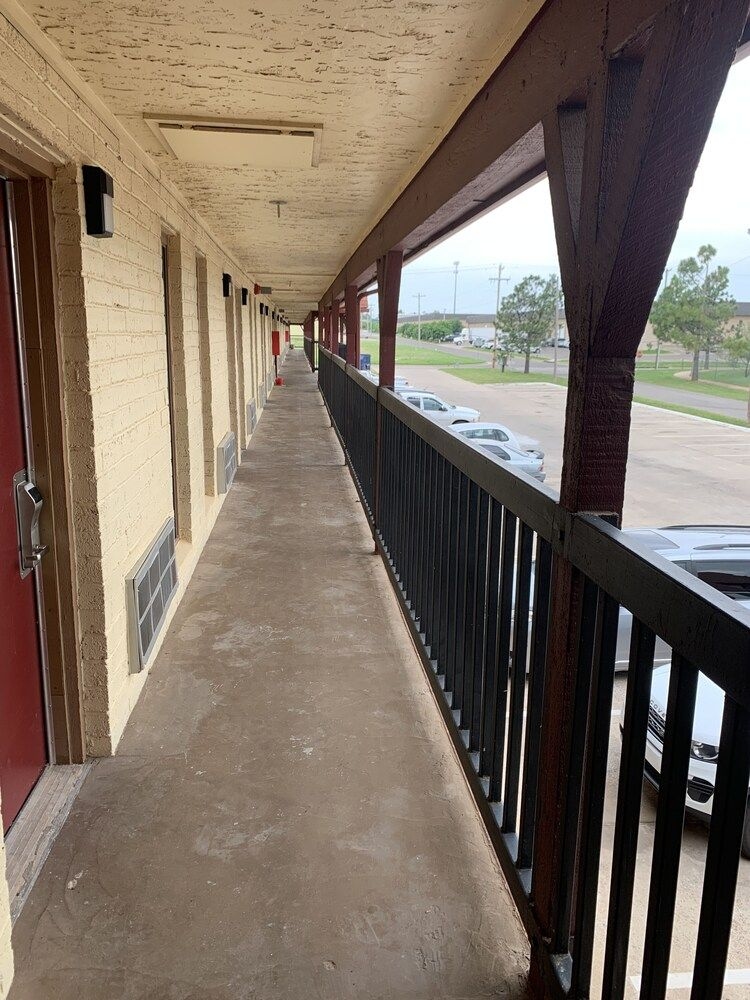 Executive Inn Oklahoma City1