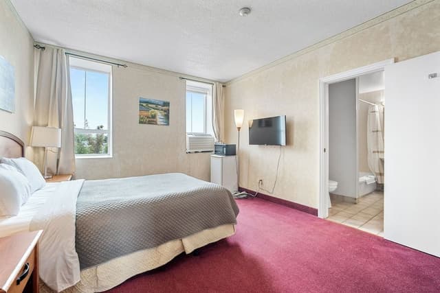 Basic Double Room