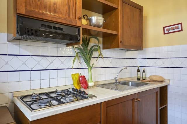 Classic Apartment, 2 Bedrooms, Garden View