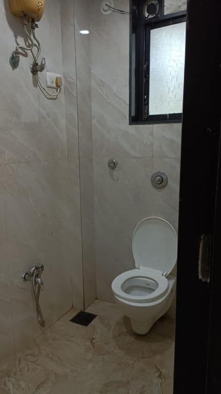 Deluxe Double Room (2 Adults + 1 Child)