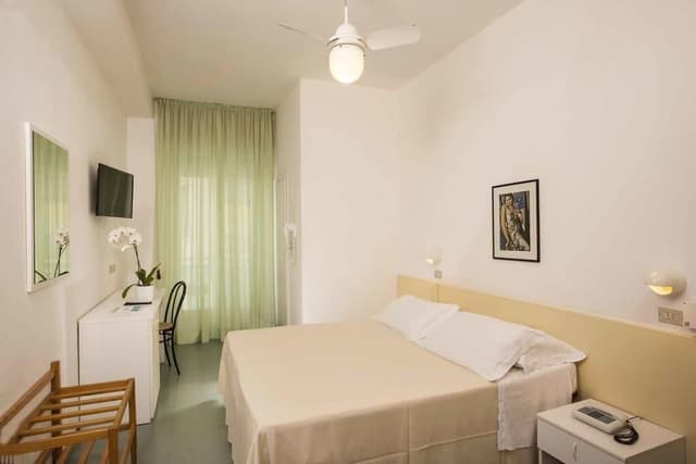 Classic Quadruple Room
