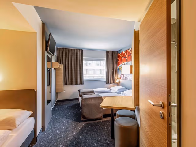 Triple Room