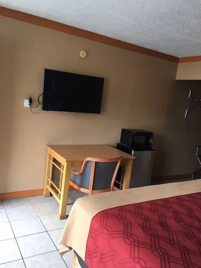 Standard Room, 1 King Bed, Non Smoking