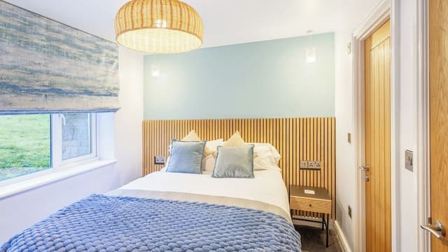Seaview 3 Bedroom with Hot Tub & Private Sauna