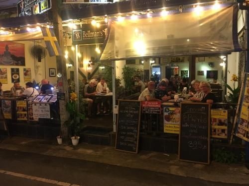 เบลแมนส์ เรสเตอร์รอง แอนด์ เกสท์เฮ้าส์ (Bellmans Restaurant & Guesthouse)1