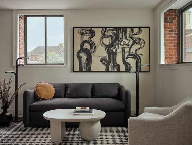 King Studio Suite