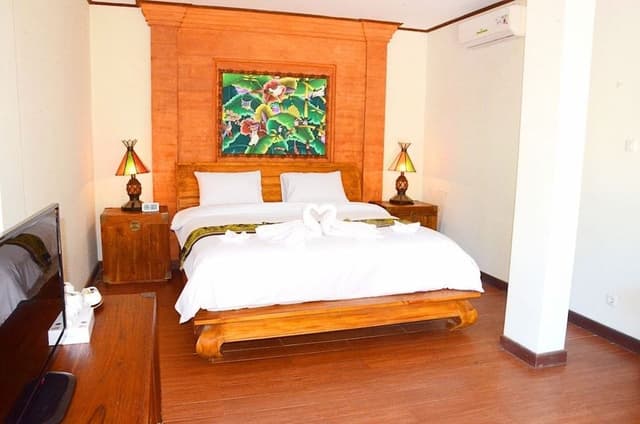 Deluxe Double or Twin Room, Pool View