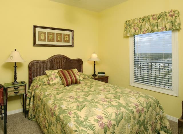 Condo, 2 Bedrooms, 2 Bathrooms, Sea Facing