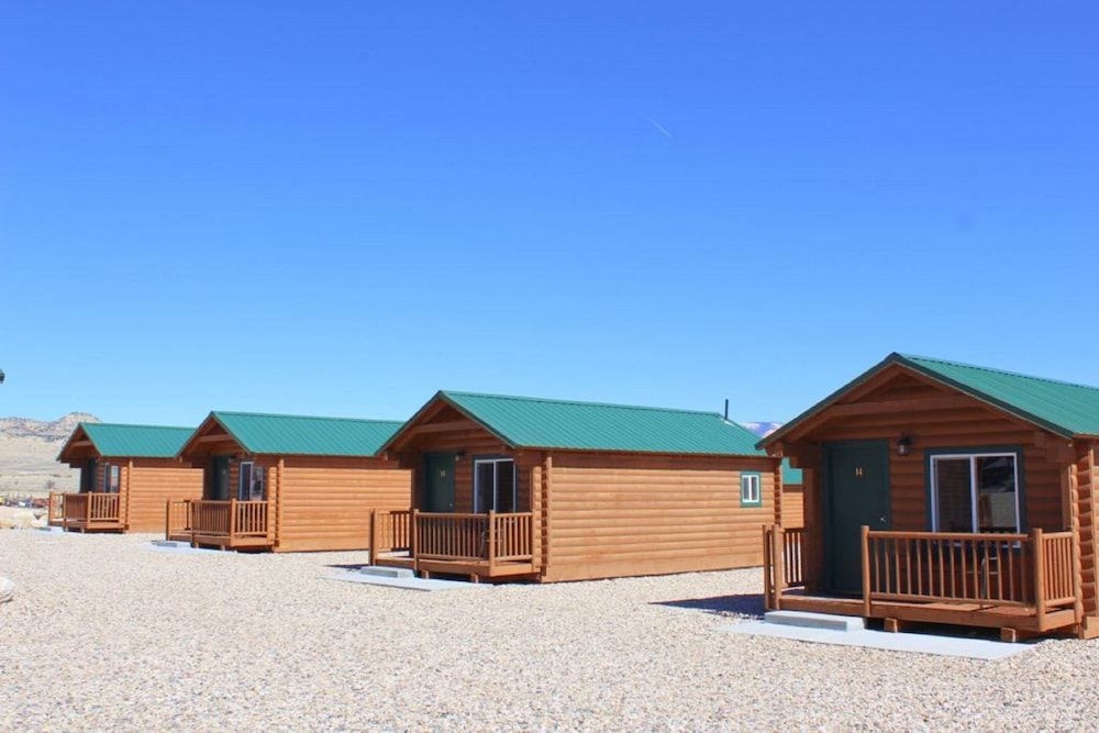 Bryce Valley Lodging2