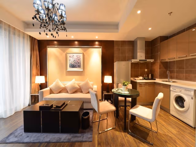 Deluxe Suite