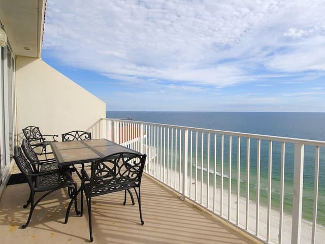 Condo, 2 Bedrooms, 2 Bathrooms, Sea Facing