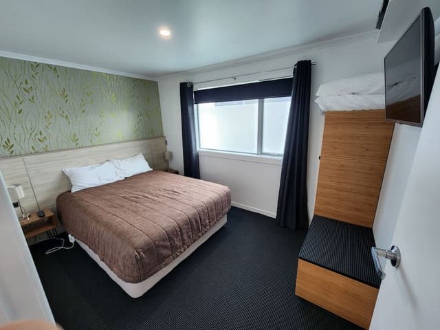 Family Suite, 1 Bedroom, Non Smoking, Kitchenette