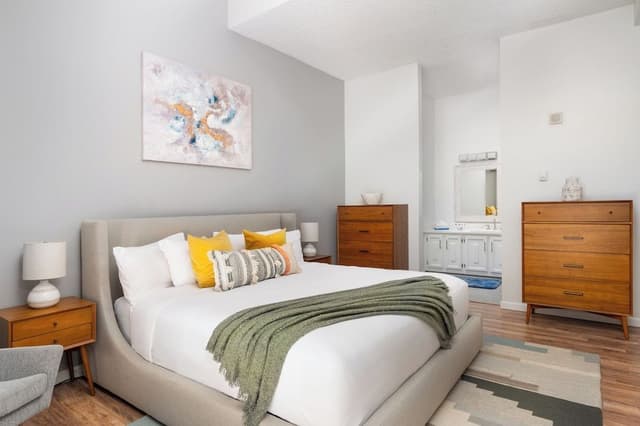 Condo, 2 Bedrooms, Kitchen, Valley View