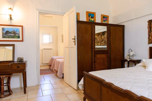 Romantic Apartment, 2 Bedrooms, Garden View
