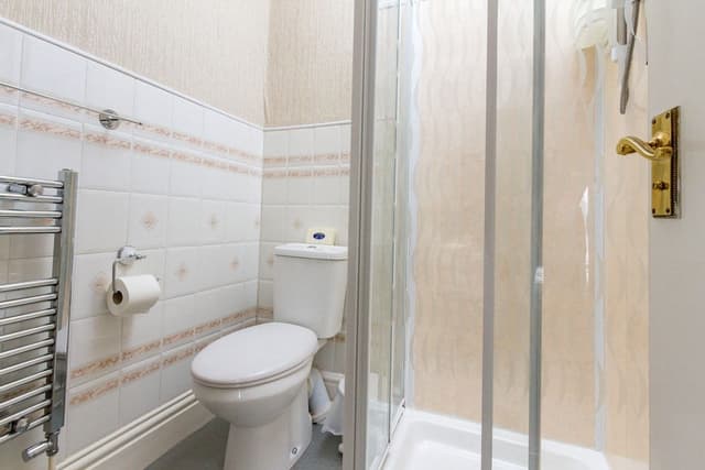 Standard Double Room, Ensuite (Age 35 and older)