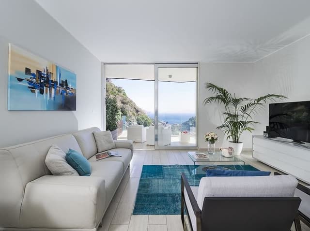 Premium Apartment, Terrace, Sea View