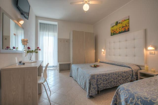 Quadruple Room, Sea View